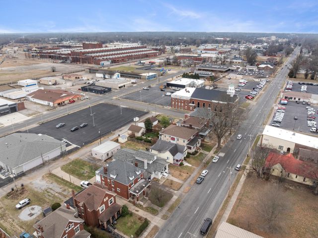 1128 Jefferson Street, Paducah, KY 42001