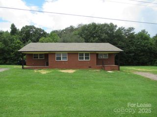 1747 River Road, Lincolnton, NC 28092