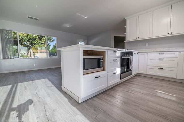 750 El Camino Paraiso, Hollister, CA 95023