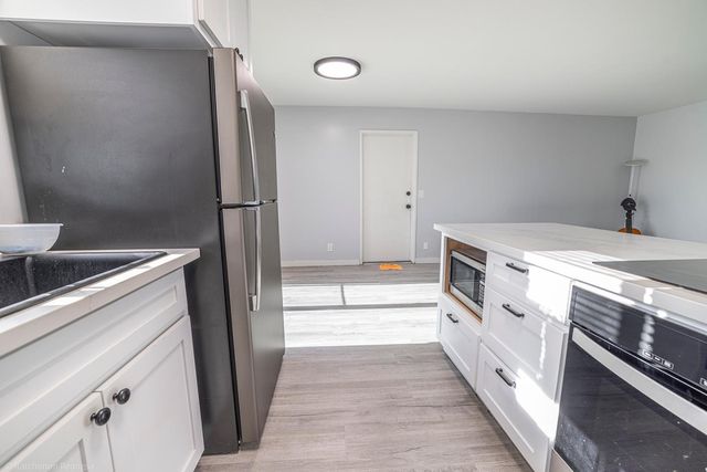 750 El Camino Paraiso, Hollister, CA 95023
