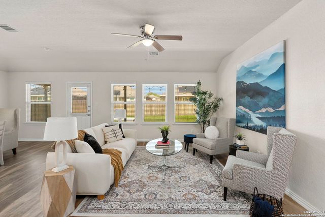 8525 NORIAS WHEEL, San Antonio, TX 78254