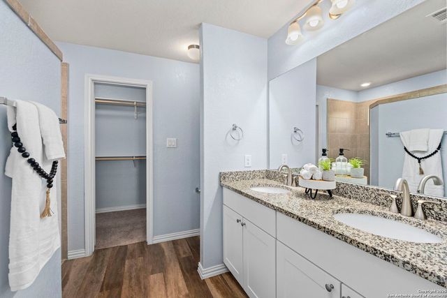 8525 NORIAS WHEEL, San Antonio, TX 78254