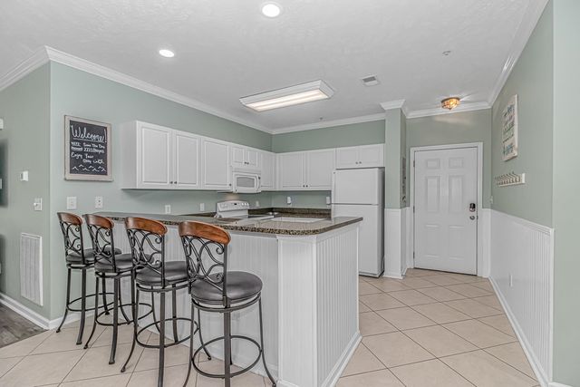 601 Hillside Dr N Apt 2221, North Myrtle Beach, SC 29582