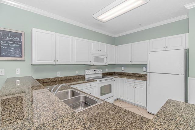 601 Hillside Dr N Apt 2221, North Myrtle Beach, SC 29582