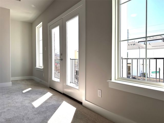 8121 Bromley Drive, Dallas, TX 75231