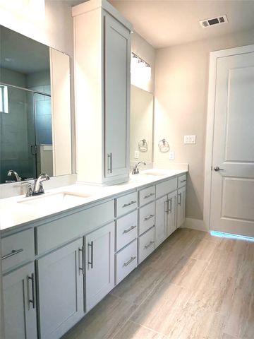 8121 Bromley Drive, Dallas, TX 75231