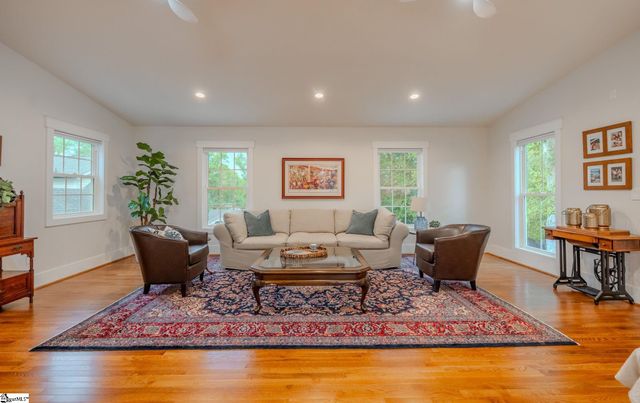 408 W Faris Road, Greenville, SC 29605