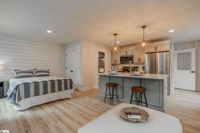 408 W Faris Road, Greenville, SC 29605
