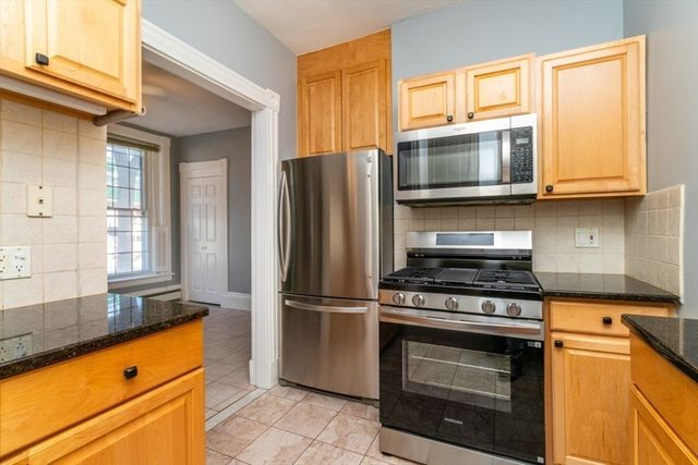 35 Chestnut St 2, Chelsea, MA 02150