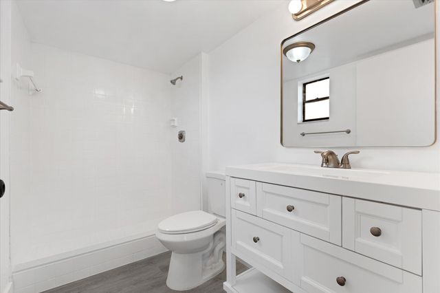 8040 Hampton Boulevard 306, North Lauderdale, FL 33068