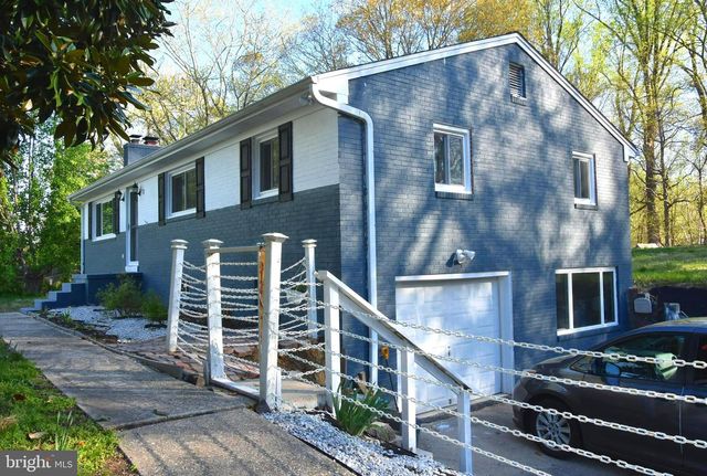 8610 CROOM RD, Upper Marlboro, MD 20772