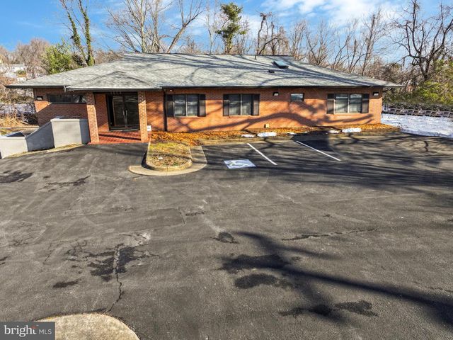 1502 FEATHERSTONE ROAD, Woodbridge, VA 22191