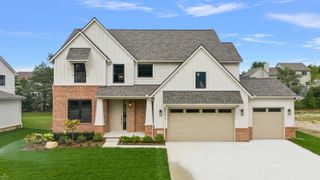 3308 Waldon Ridge Street, Orion Twp, MI 48359