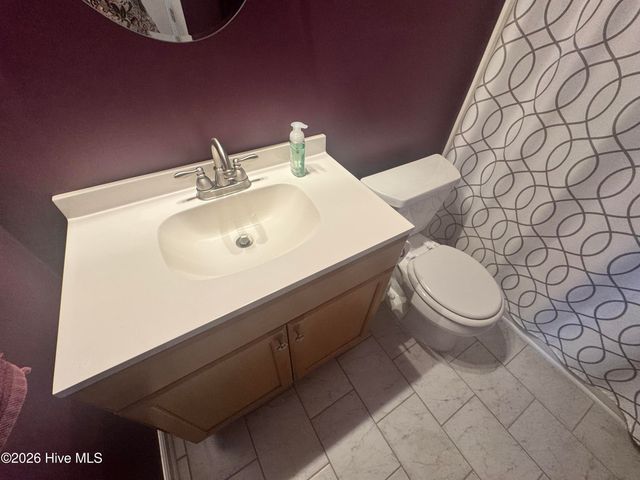 124 Stockbridge Drive, Selma, NC 27576