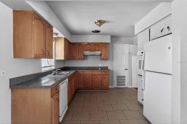 2217 OWASSO COURT, Orlando, FL 32818