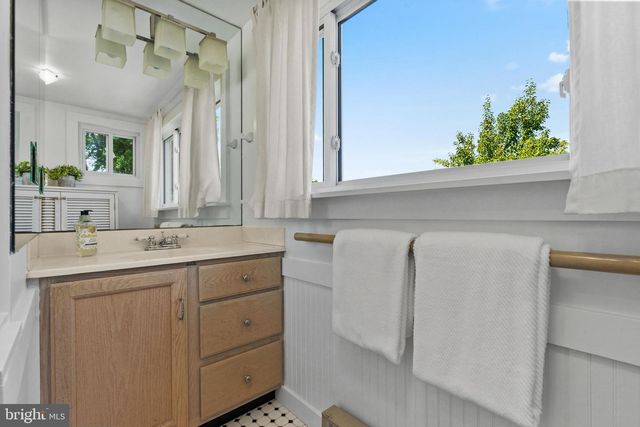 736 DENNIS AVE, Silver Spring, MD 20901
