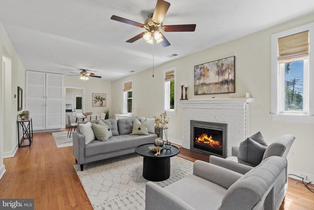 736 DENNIS AVE, Silver Spring, MD 20901