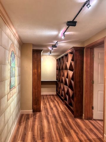 1208 Cypress Creek Rd, Kerrville, TX 78028