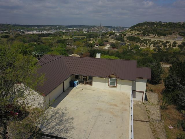 1208 Cypress Creek Rd, Kerrville, TX 78028