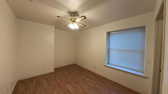 1208 Cypress Creek Rd, Kerrville, TX 78028