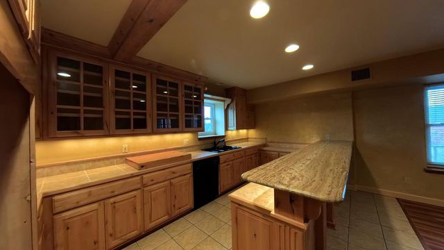 1208 Cypress Creek Rd, Kerrville, TX 78028