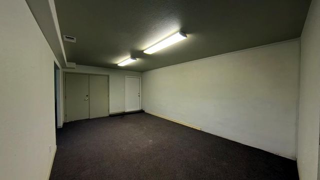 1208 Cypress Creek Rd, Kerrville, TX 78028