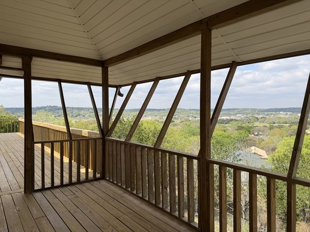 1208 Cypress Creek Rd, Kerrville, TX 78028
