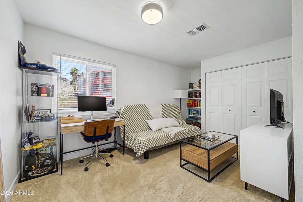 Image 18 of property listing at 14227 N 22ND Street, Phoenix, AZ 85022