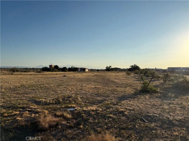 22449 Ottawa Road, Apple Valley, CA 92308