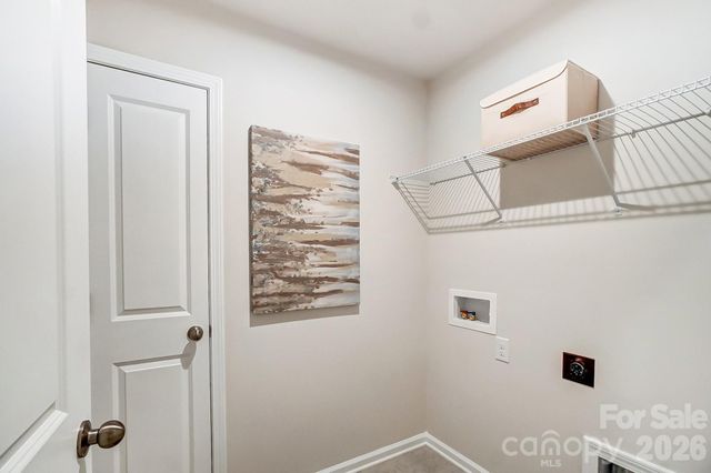 5221 Wyes Oak Lane, Charlotte, NC 28269