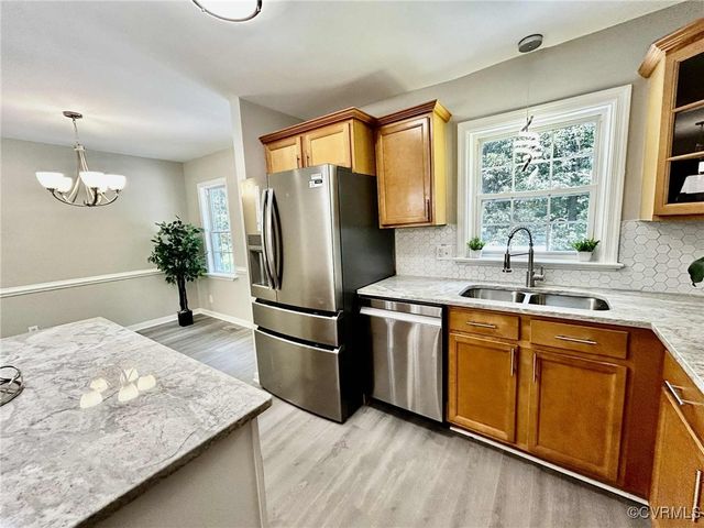 13408 Bermuda Place Dr, Chester, VA 23836