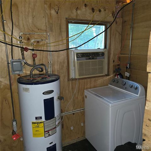 9647 E Barat Rd., Mount Vernon, IL 62864