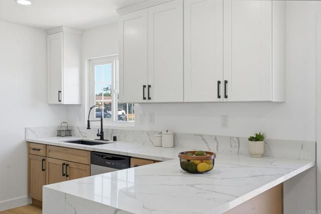 702 Oaklawn Avenue, Chula Vista, CA 91910