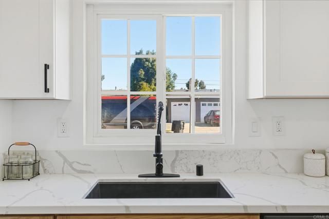 702 Oaklawn Avenue, Chula Vista, CA 91910