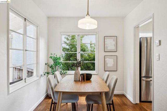 1201 Mountain Blvd, Oakland, CA 94611