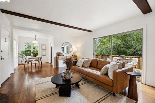1201 Mountain Blvd, Oakland, CA 94611