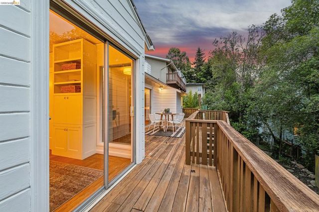 1201 Mountain Blvd, Oakland, CA 94611