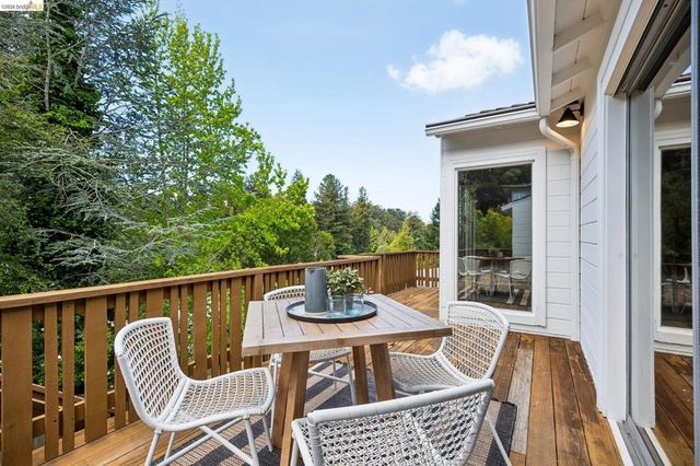 1201 Mountain Blvd, Oakland, CA 94611
