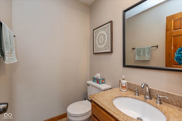 4651 Monterey Drive, Columbus, IN 47203