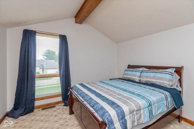 4651 Monterey Drive, Columbus, IN 47203