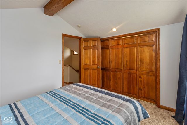 4651 Monterey Drive, Columbus, IN 47203