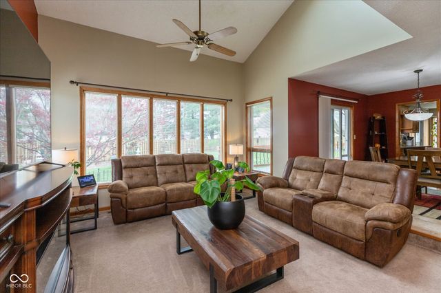 4651 Monterey Drive, Columbus, IN 47203