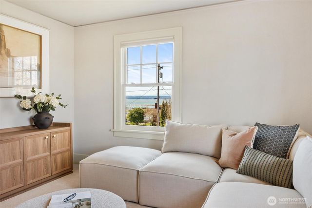 1101 Grand Avenue, Everett, WA 98201