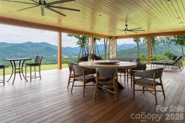 170 Bear View Road, Weaverville, NC 28787