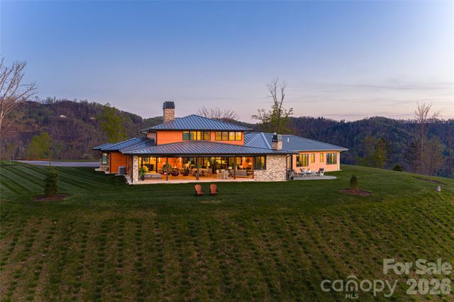 170 Bear View Road, Weaverville, NC 28787