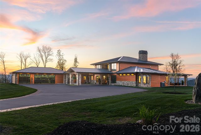 170 Bear View Road, Weaverville, NC 28787