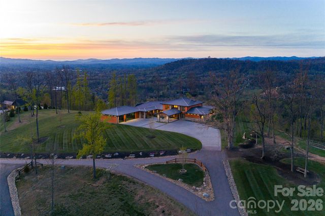 170 Bear View Road, Weaverville, NC 28787