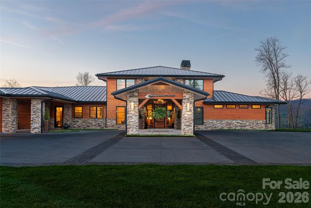 170 Bear View Road, Weaverville, NC 28787