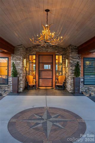 170 Bear View Road, Weaverville, NC 28787