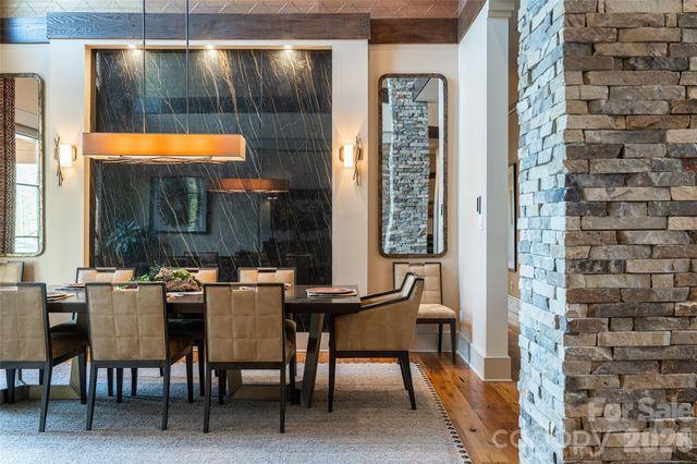 170 Bear View Road, Weaverville, NC 28787